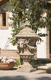 Вазон Terminale Diocleziano Italgarden Италия, материал композитный мрамор