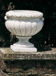 Амфора Euclide Italgarden Италия, материал композитный мрамор