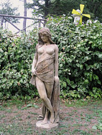 Статуя Adeline